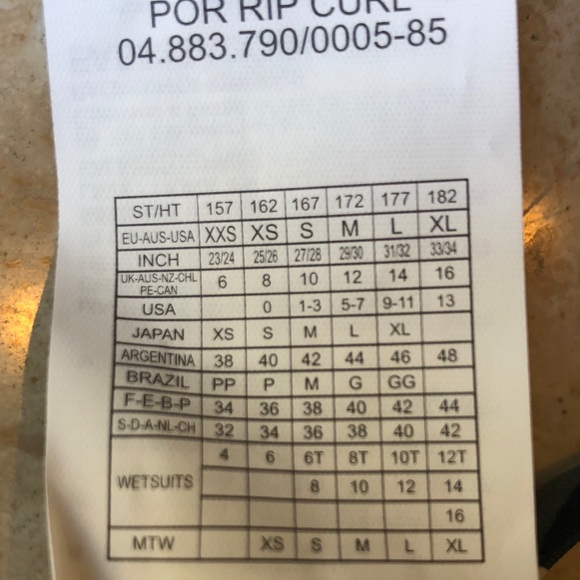 Rip Curl Anini Beach Cheeky Floral Swimsuit NWT Women’s Size Small - Picture 7 of 12